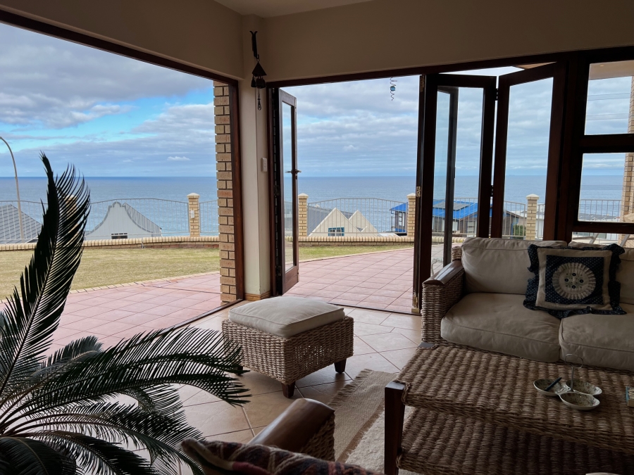 3 Bedroom Property for Sale in Dana Bay Western Cape